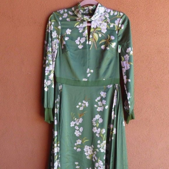 TED BAKER "JHENNI" PLAITED MIDI DRESS, NEW - Picture 3 of 10